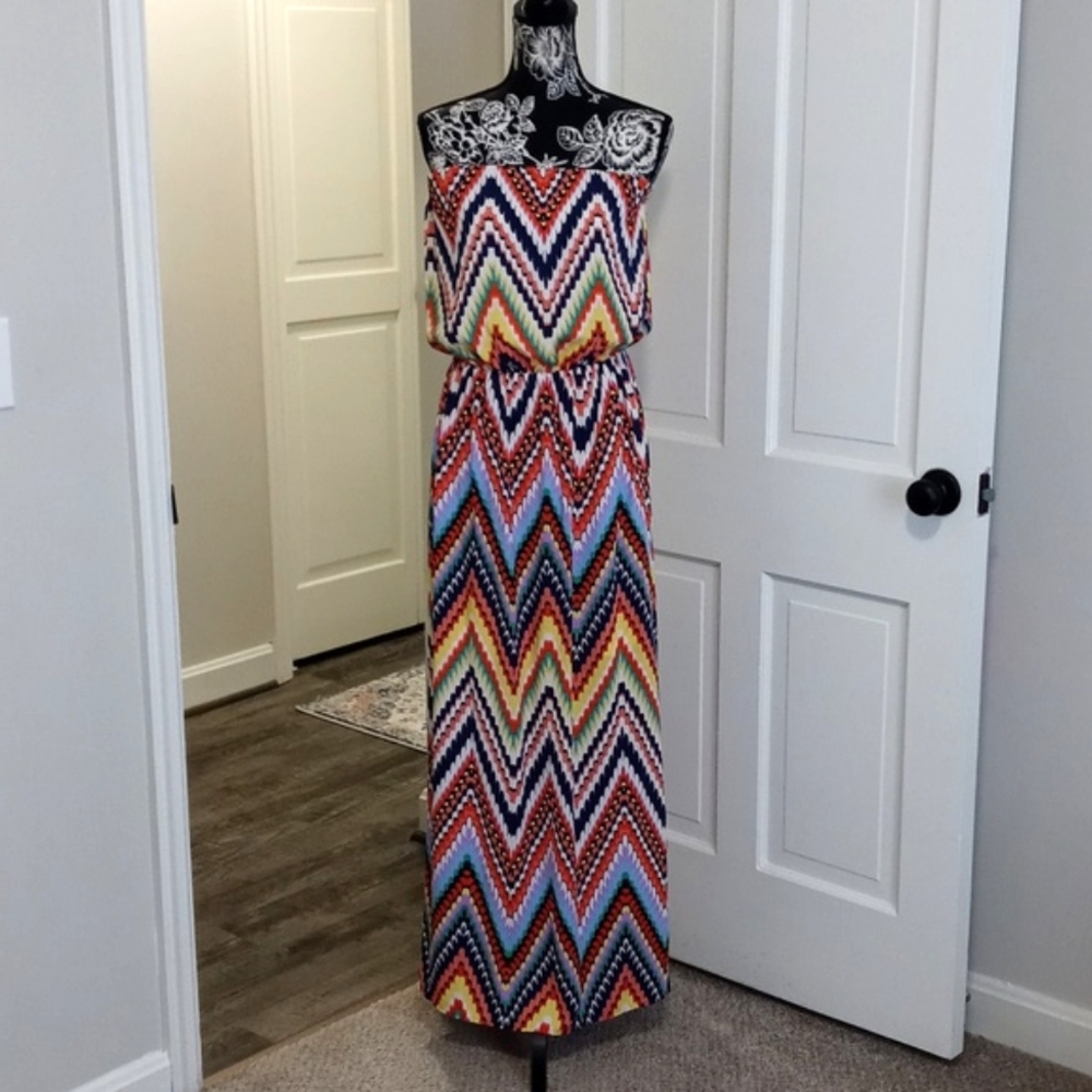 🌈Newbury Kustom🌈 - Multicolor Aztec Print Boho Strapless Maxi Dress
